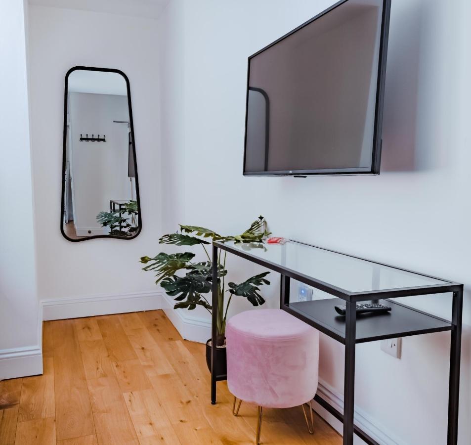 كامبريدج Classic Studio Apartment المظهر الخارجي الصورة